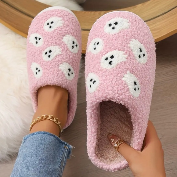 Shoes - Pink Fuzzy Ghost Slippers. 👻 👻 ONLY ONE LEFT! Size 8.9-9.
